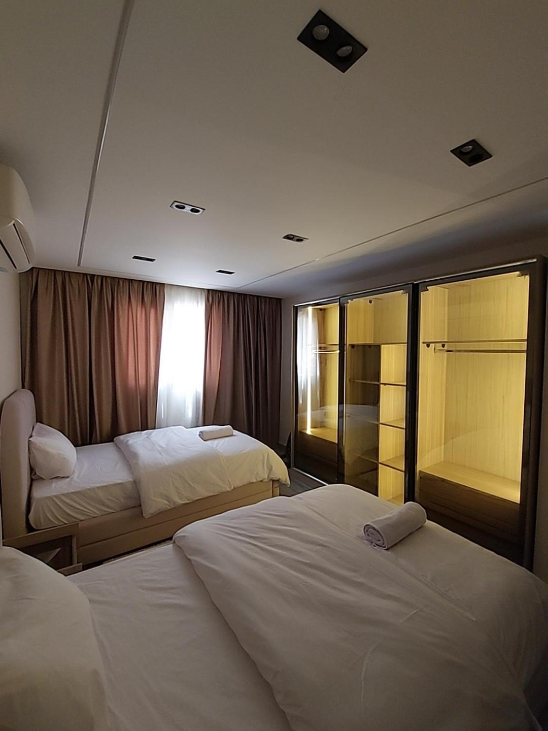 Apartment شقه بالدقي *