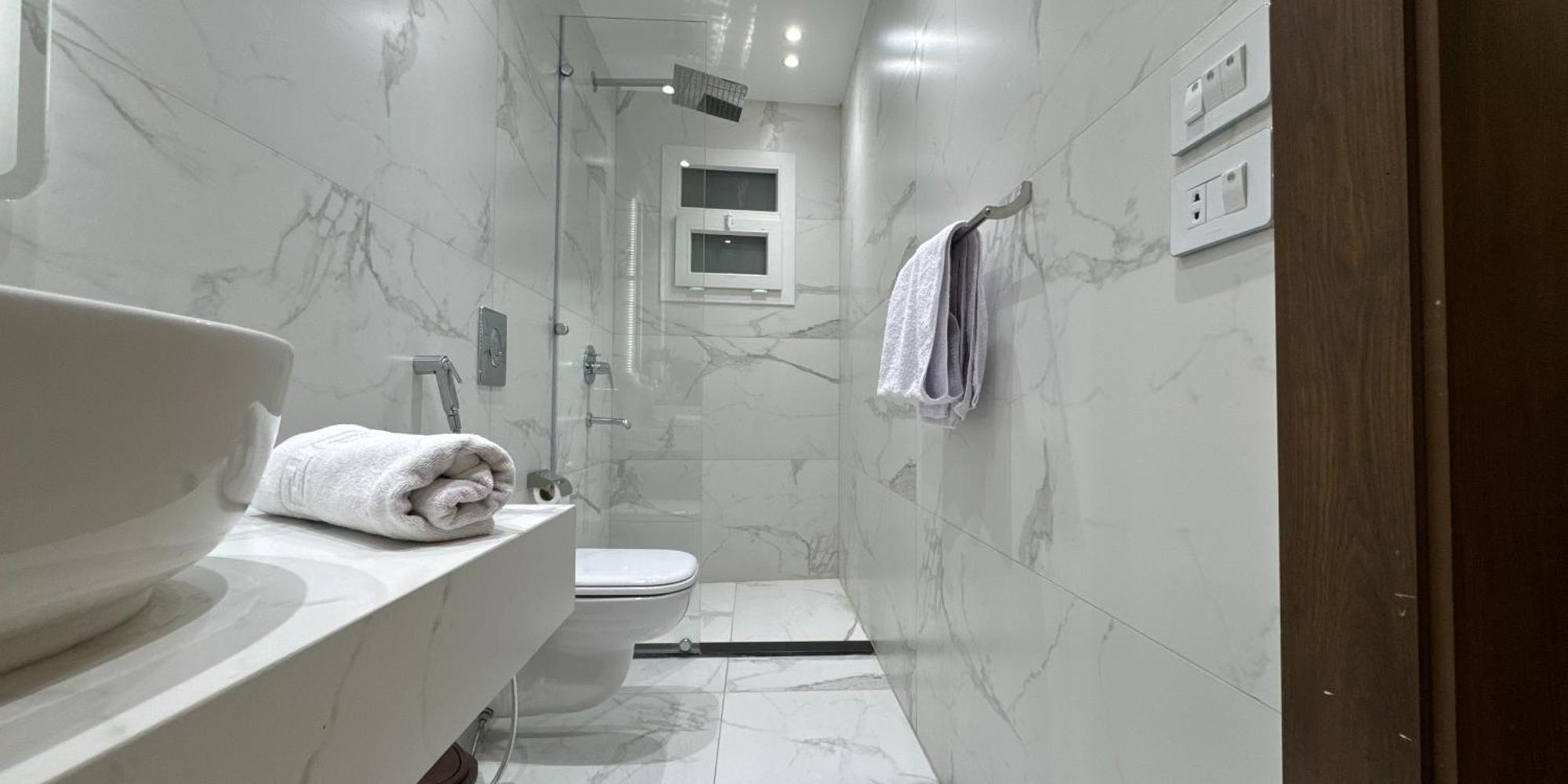شقه بالدقي Apartment *