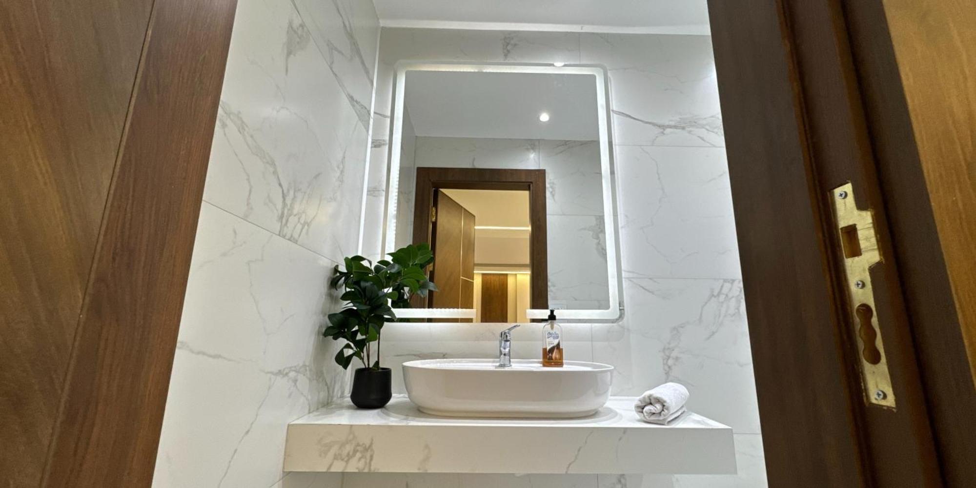 شقه بالدقي Apartment *