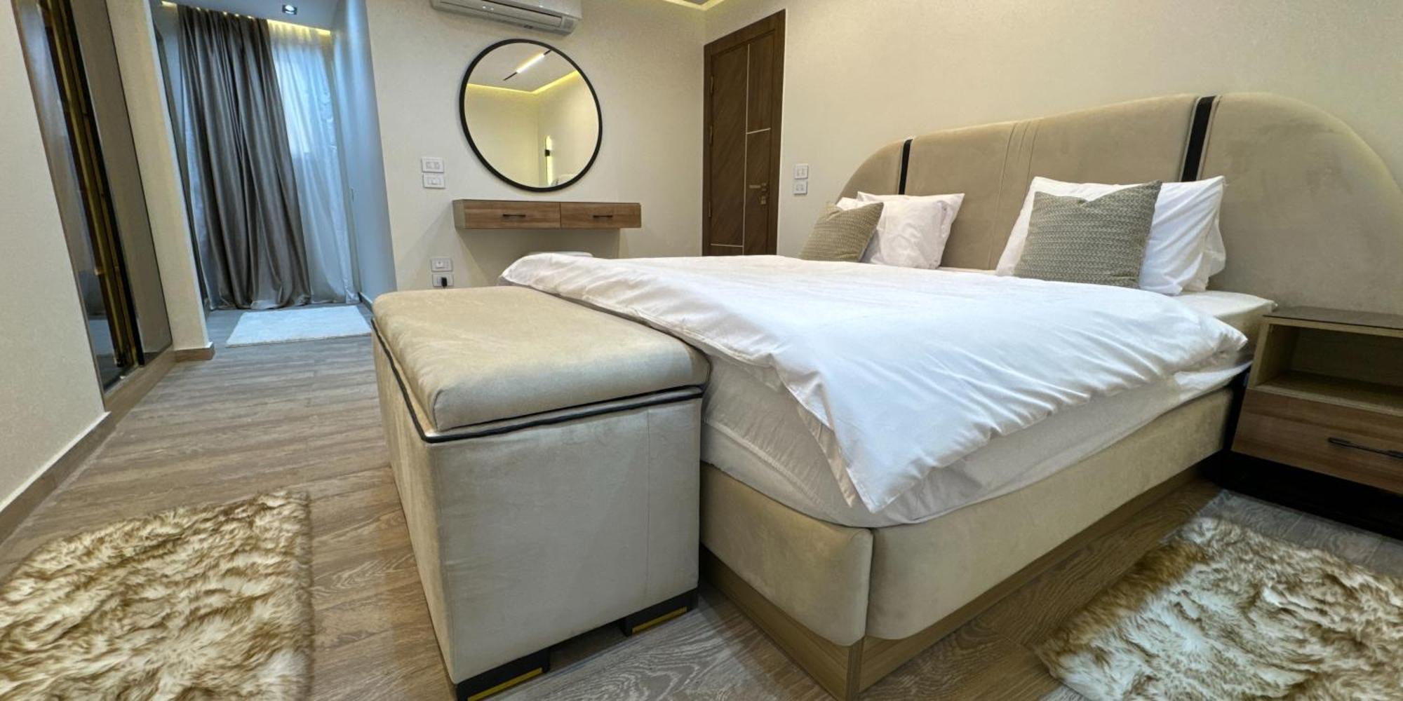 شقه بالدقي Apartment *